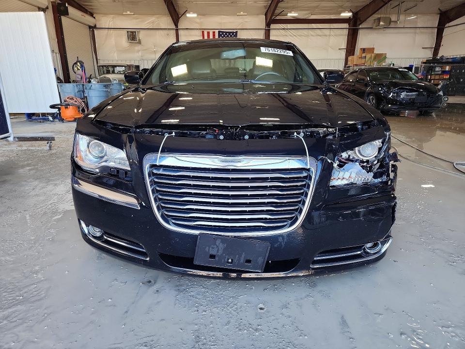 Photo 5 from auction – 2013 CHRYSLER 300 with VIN 2C3CCAAG3DH657922