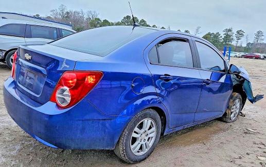 Photo 3 from auction – 2012 CHEVROLET SONIC with VIN 1G1JA5SH7C4207153