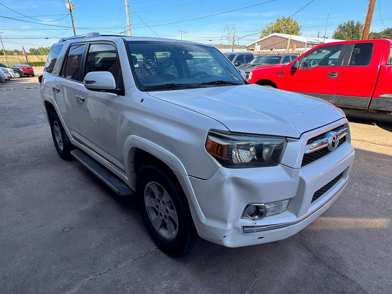 TOYOTA 4RUNNER 2011 with VIN JTEZU5JR2B5021746 - Photo from auction