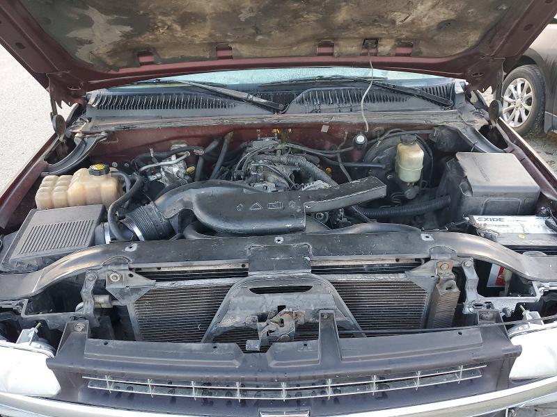 Photo 11 from auction – 2001 CHEVROLET SILVERADO with VIN 2GCEC19T911184246