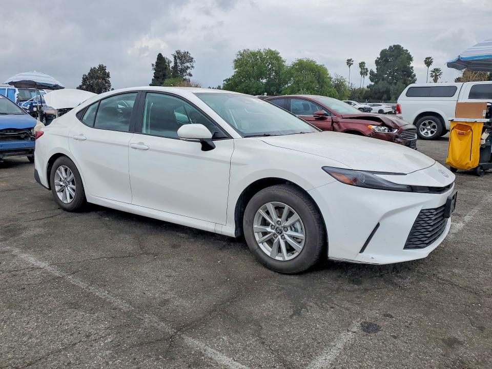 Photo 4 from auction – 2025 TOYOTA CAMRY with VIN 4T1DAACK5SU062860