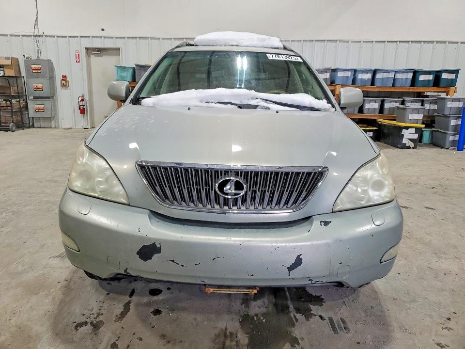 Photo 5 from auction – 2005 LEXUS RX with VIN 2T2HA31U85C065397