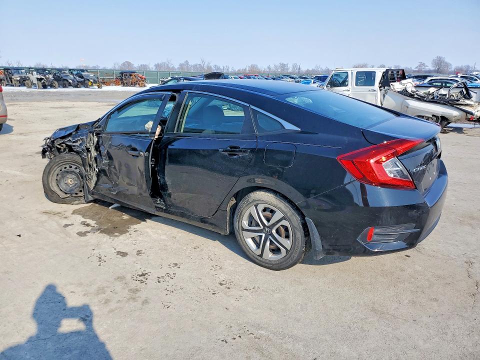 Photo 2 from auction – 2016 HONDA CIVIC with VIN 19XFC2E56GE035760