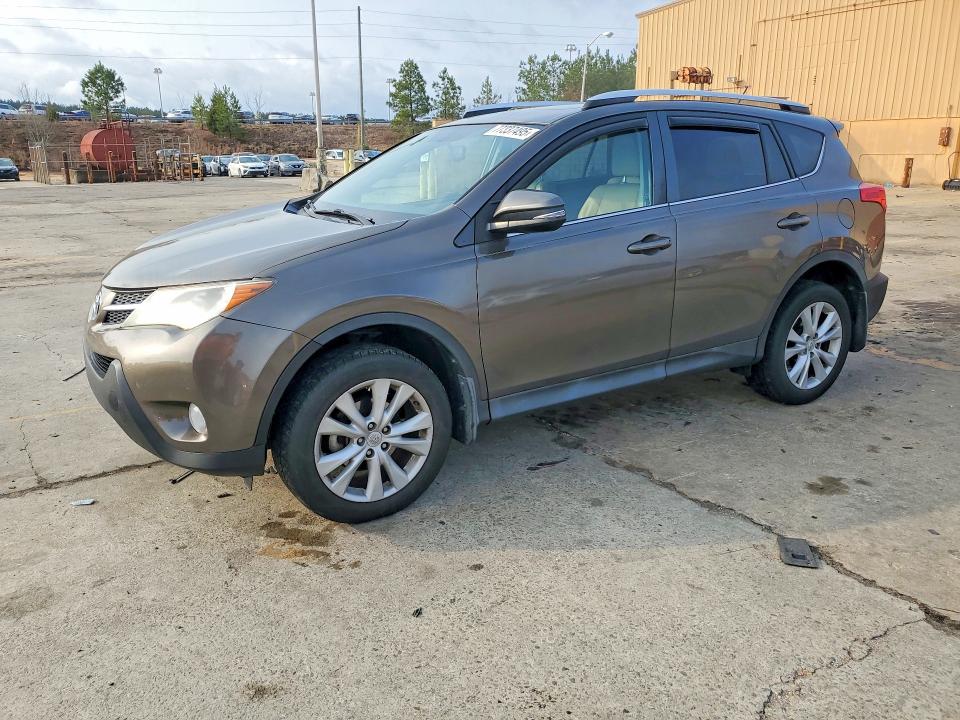 TOYOTA RAV4 2015 with VIN 2T3YFREV3FW230386 - Photo from auction