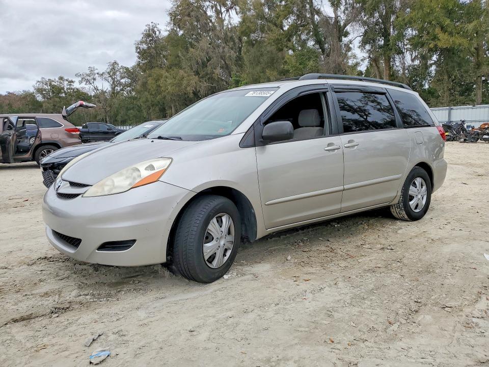 TOYOTA SIENNA CE 2006 with VIN 5TDZA23C46S570112 - Photo from auction