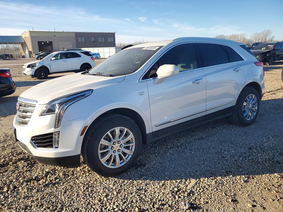 CADILLAC XT5 2019 with VIN 1GYKNARS9KZ125186 - Photo from auction