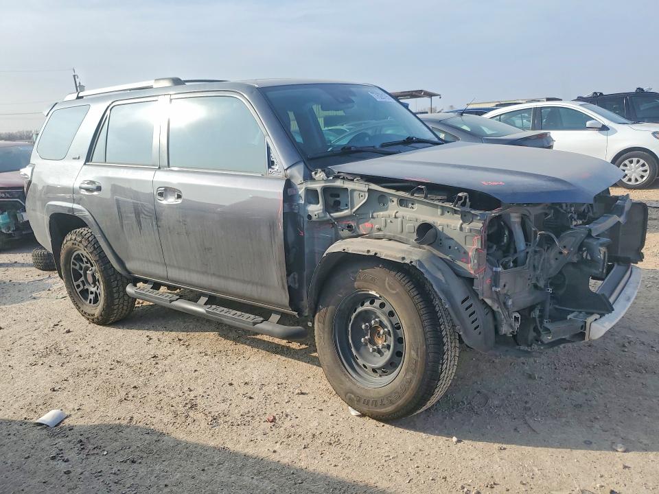 Photo 4 from auction – 2023 TOYOTA 4RUNNER with VIN JTEFU5JR4P5279891