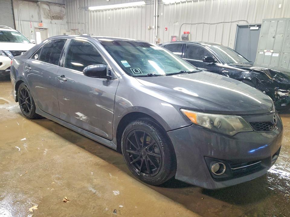 Photo 4 from auction – 2013 TOYOTA CAMRY L with VIN 4T1BF1FK1DU216827