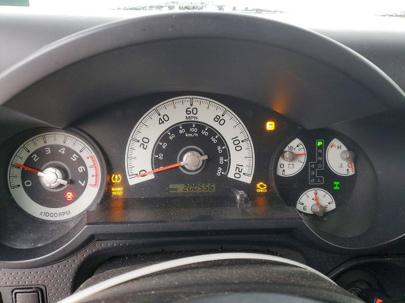 Photo 9 from auction – 2011 TOYOTA FJ CRUISER with VIN JTEBU4BF1BK105445