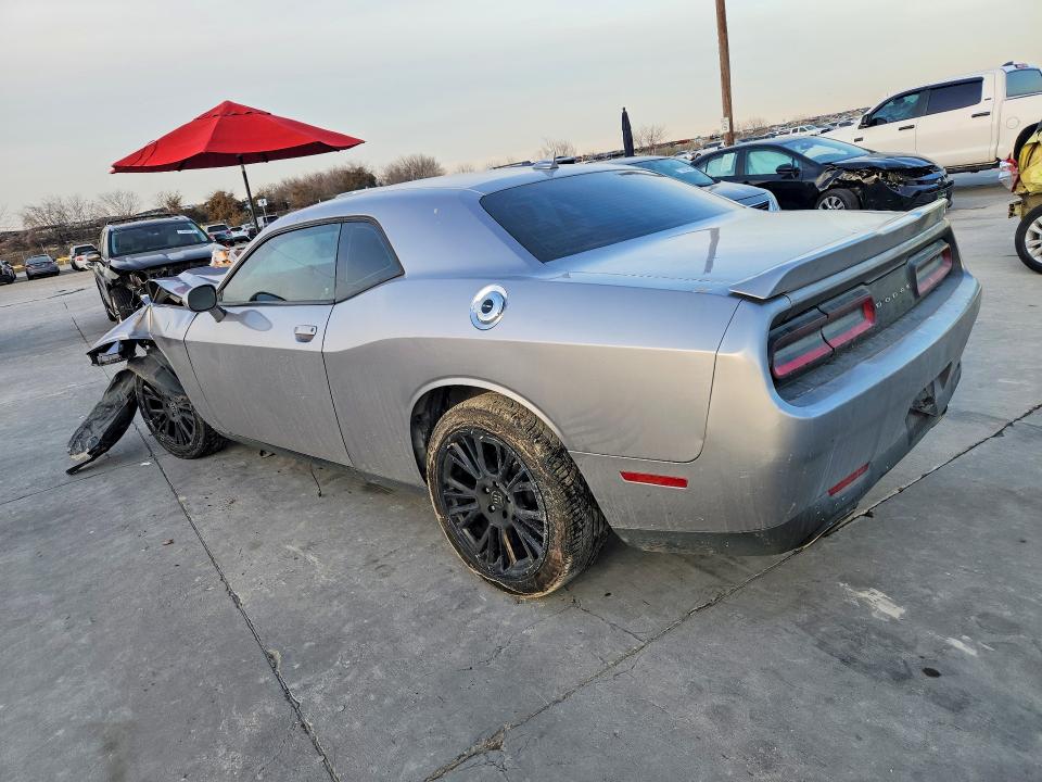Photo 2 from auction – 2016 DODGE CHALLENGER with VIN 2C3CDZAG3GH131130