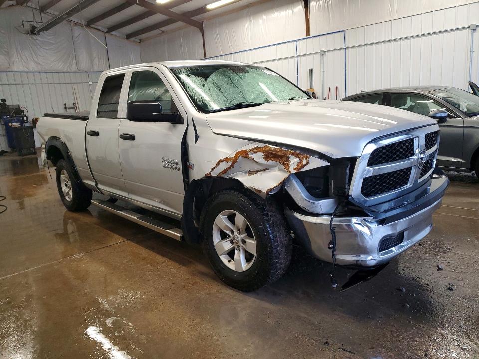 Photo 4 from auction – 2017 RAM 1500 with VIN 1C6RR7FT8HS603213