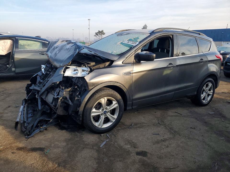 FORD ESCAPE 2016 with VIN 1FMCU9GX7GUA52135 - Photo from auction