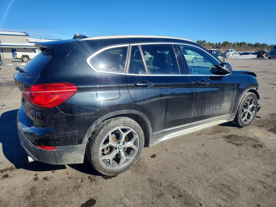 Photo 3 from auction – 2017 BMW X1 with VIN WBXHT3Z34H4A57787