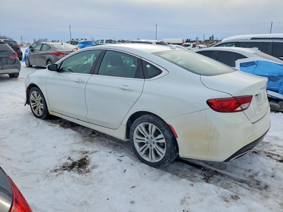 Photo 2 from auction – 2016 CHRYSLER 200 LIMITE with VIN 1C3CCCAG0GN153755
