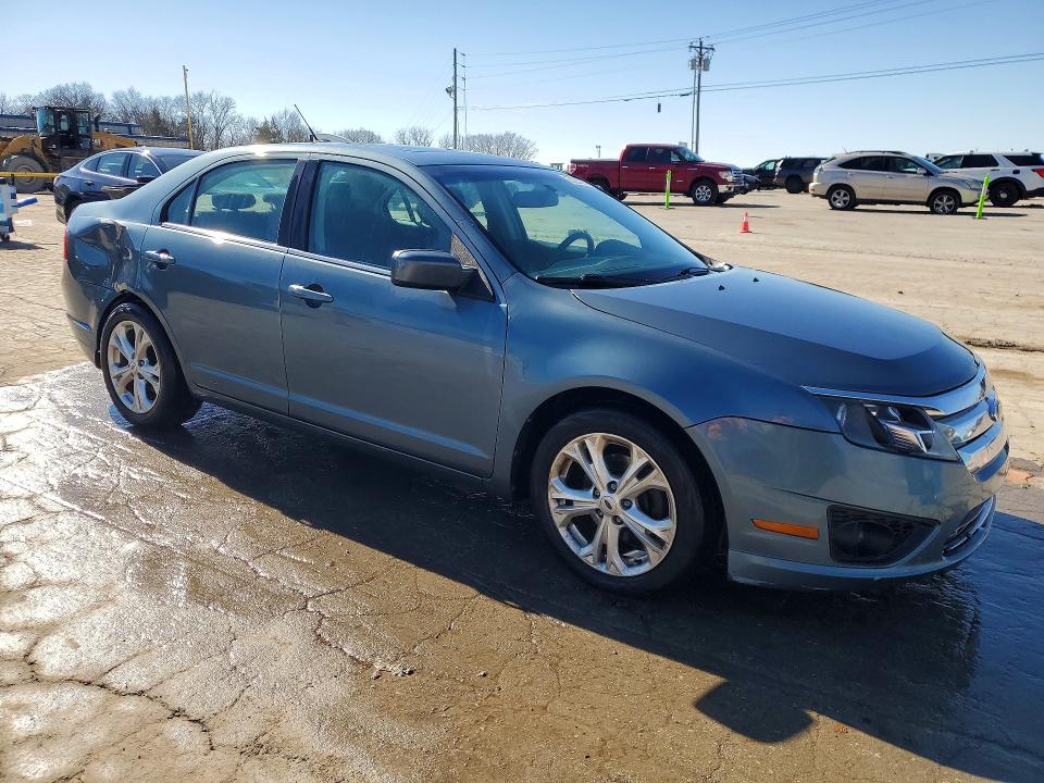Photo 4 from auction – 2012 FORD FUSION SE with VIN 3FAHP0HA3CR374916