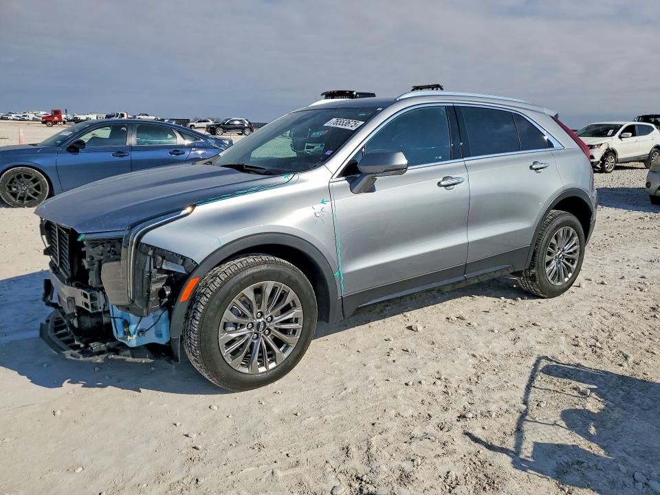 CADILLAC XT4 2024 with VIN 1GYFZCR47RF147296 - Photo from auction