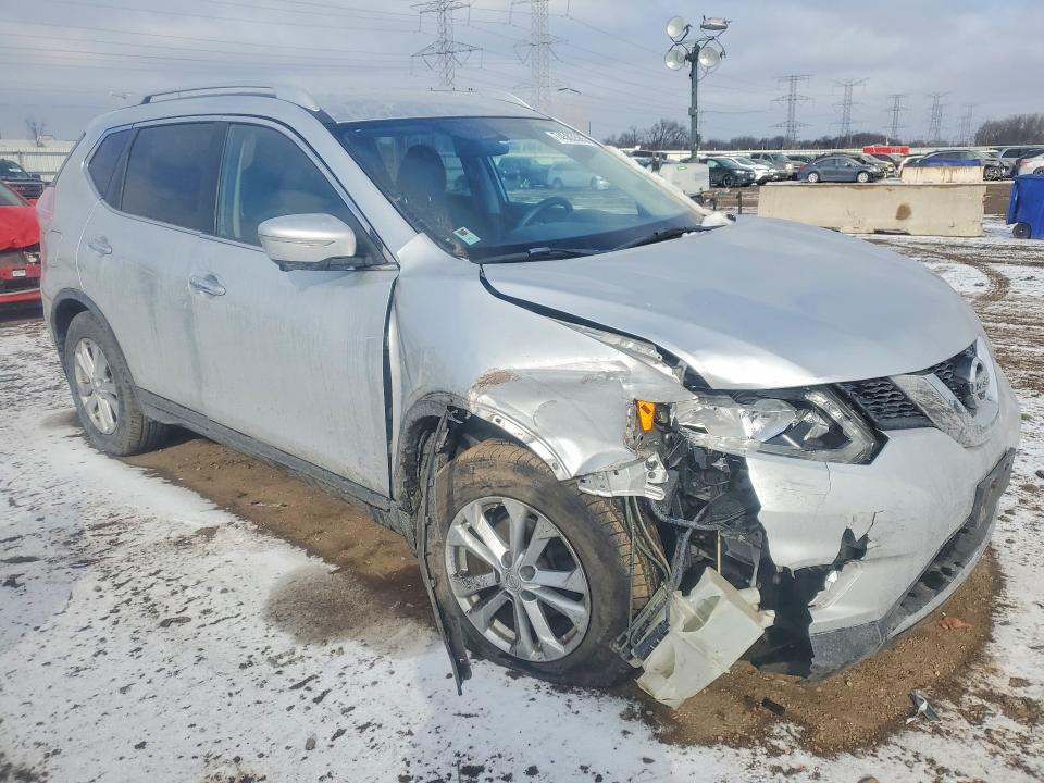 Foto 4 de la subasta – 2015 NISSAN ROGUE con VIN KNMAT2MV0FP551963