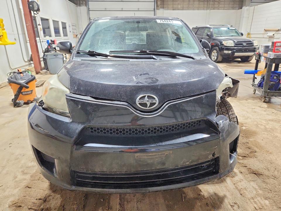 Photo 5 from auction – 2011 TOYOTA SCION XD with VIN JTKKU4B42B1014184