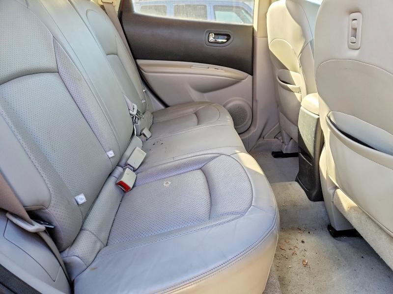 Photo 11 from auction – 2011 NISSAN ROGUE with VIN JN8AS5MT1BW179685