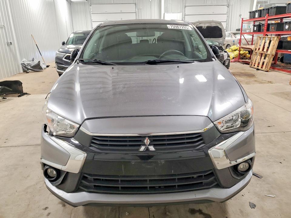Photo 5 from auction – 2017 MITSUBISHI OUTLANDER with VIN JA4AR3AW3HZ064498