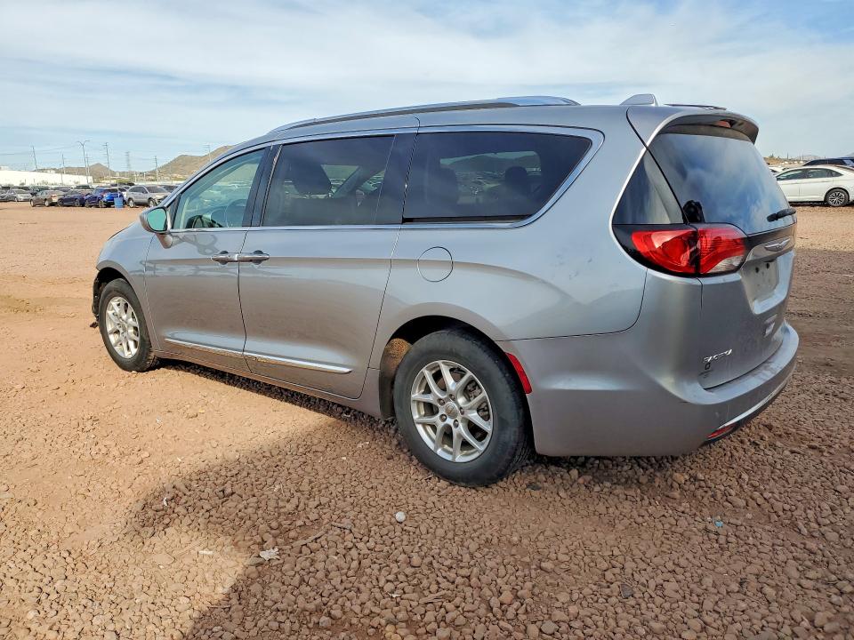Photo 2 from auction – 2020 CHRYSLER PACIFICA with VIN 2C4RC1BG8LR139236