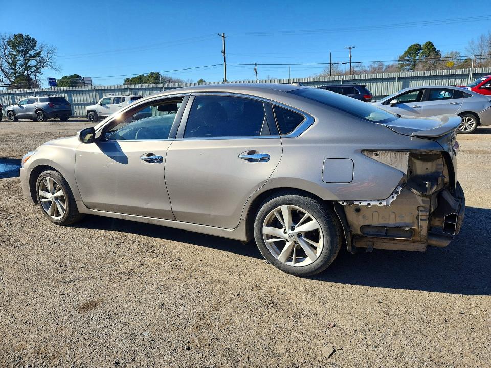 Photo 2 from auction – 2013 NISSAN ALTIMA with VIN 1N4AL3AP8DN417616