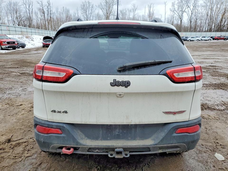 Photo 6 from auction – 2016 JEEP CHEROKEE with VIN 1C4PJMBS1GW109706