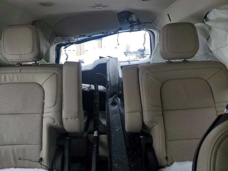 Photo 10 from auction – 2024 LINCOLN NAVIGATOR with VIN 5LMJJ2LG2REL02825