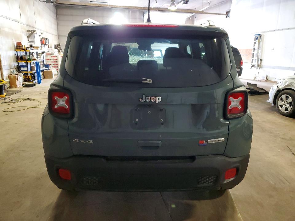 Photo 6 from auction – 2018 JEEP RENEGADE with VIN ZACCJBBB9JPH19294