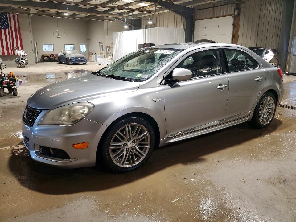 SUZUKI KIZASHI SP 2011 with VIN JS2RF9A87B6110919 - Photo from auction