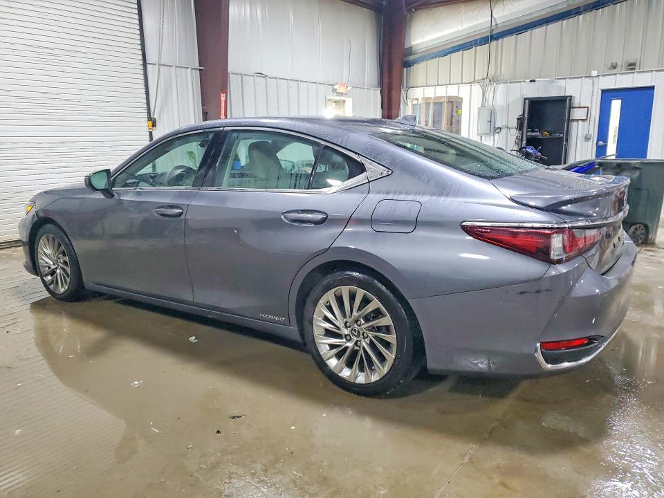 Photo 2 from auction – 2021 LEXUS ES with VIN 58AEA1C1XMU006470
