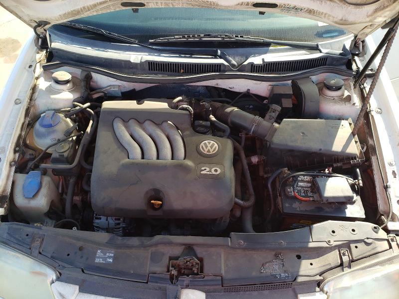 Photo 11 from auction – 2005 VOLKSWAGEN JETTA GL with VIN 3VWRA69M15M059606