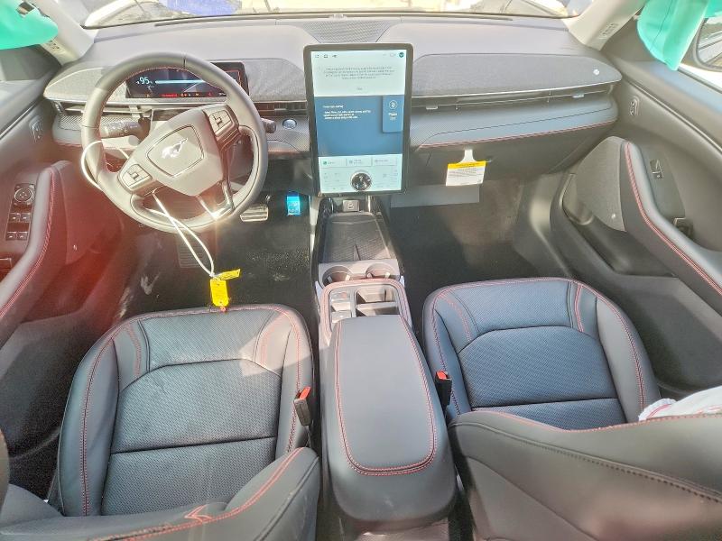 Photo 8 from auction – 2025 FORD MUSTANG MACH-E with VIN 3FMTK3SU7SMA49300