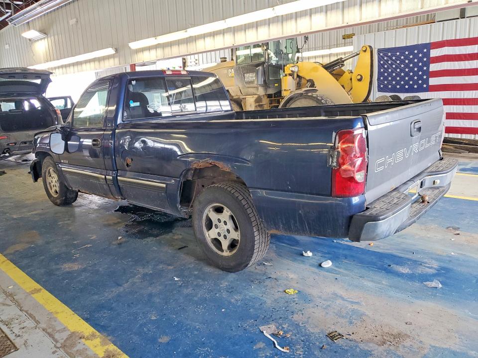 Photo 2 from auction – 2000 CHEVROLET SILVERADO with VIN 1GCEC14T8YE246073