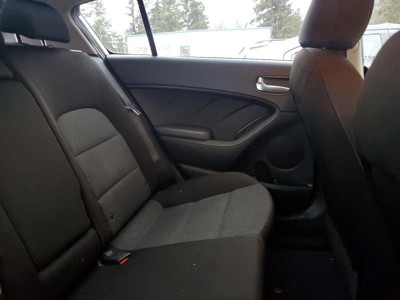 Zdjęcie 11 z aukcji – 2017 KIA FORTE5 z VIN KNAFK5A87H5671442
