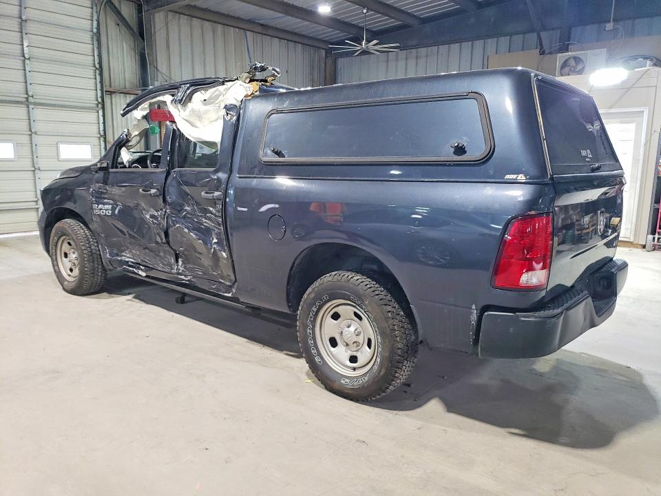 Photo 2 from auction – 2018 RAM 1500 with VIN 1C6RR7FG4JS326035