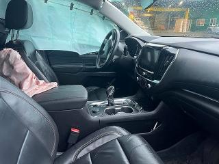 Photo 7 from auction – 2021 CHEVROLET TRAVERSE with VIN 1GNEVJKW2MJ186596