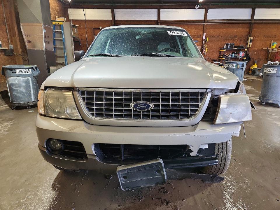 Photo 5 from auction – 2004 FORD EXPLORER with VIN 1FMZU73W04UB01716