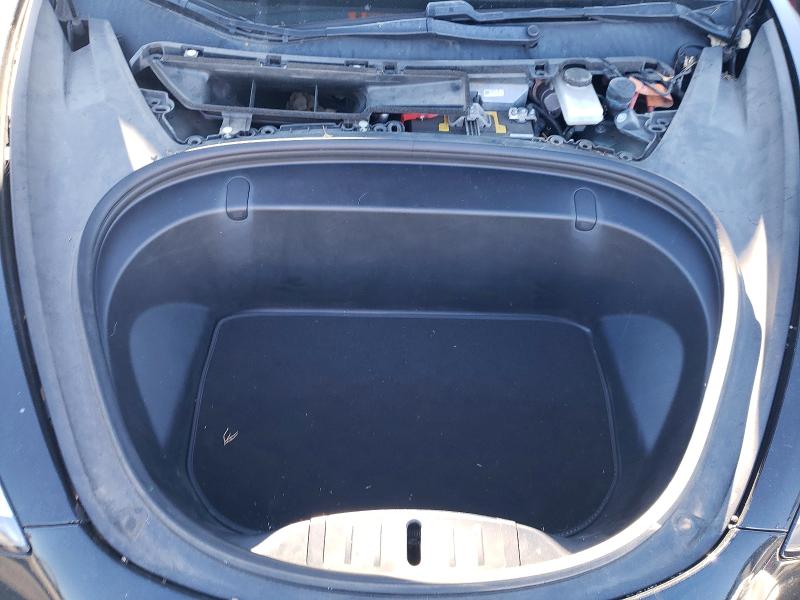 Photo 11 from auction – 2018 TESLA MODEL 3 with VIN 5YJ3E1EA7JF033036