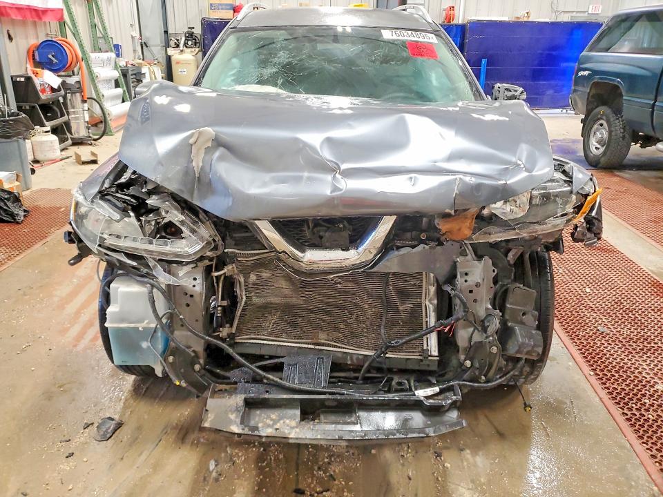 Photo 5 from auction – 2016 NISSAN ROGUE with VIN KNMAT2MT3GP595004