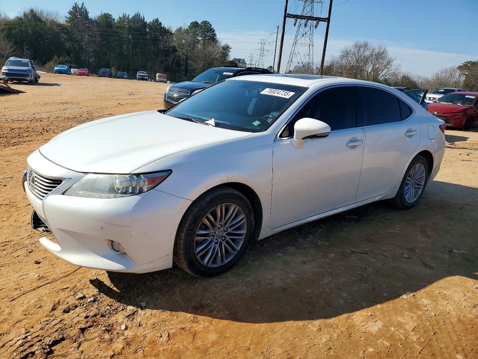 LEXUS ES 350 2015 with VIN JTHBK1GG8F2209428 - Photo from auction