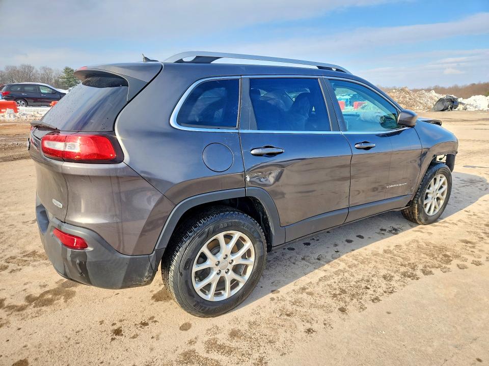 Photo 3 from auction – 2014 JEEP CHEROKEE with VIN 1C4PJMCS8EW268511