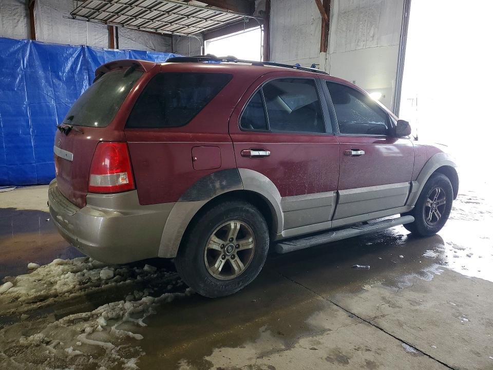 Photo 3 from auction – 2004 KIA SORENTO with VIN KNDJC733145187722
