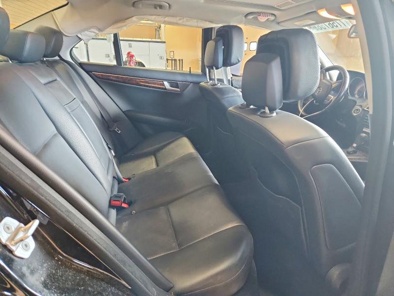 Photo 10 from auction – 2013 MERCEDES-BENZ C 300 4MAT with VIN WDDGF8AB3DR285280