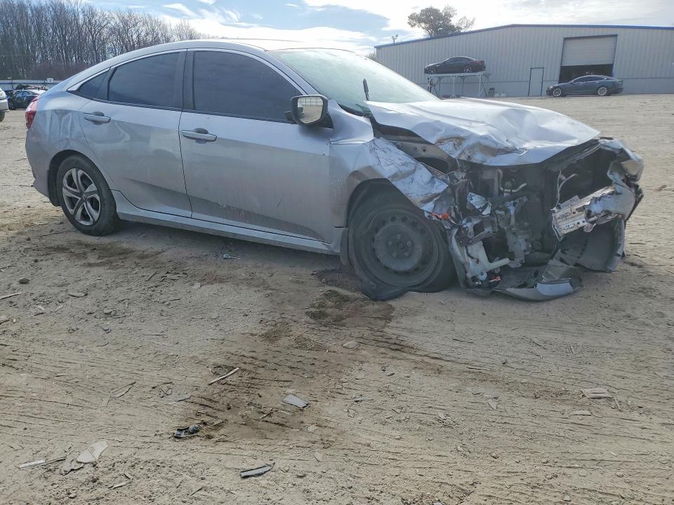 Photo 4 from auction – 2016 HONDA CIVIC with VIN 19XFC2F54GE069386