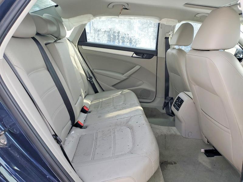 Photo 10 from auction – 2013 VOLKSWAGEN PASSAT with VIN 1VWBN7A37DC129740