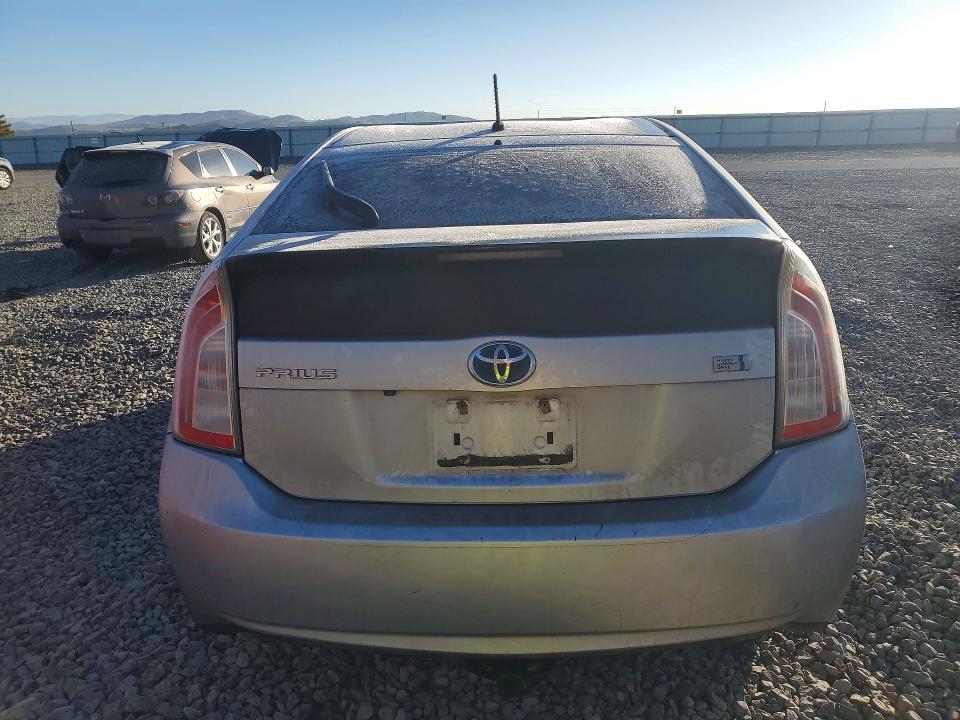 Photo 6 from auction – 2015 TOYOTA PRIUS with VIN JTDKN3DU5F0467254