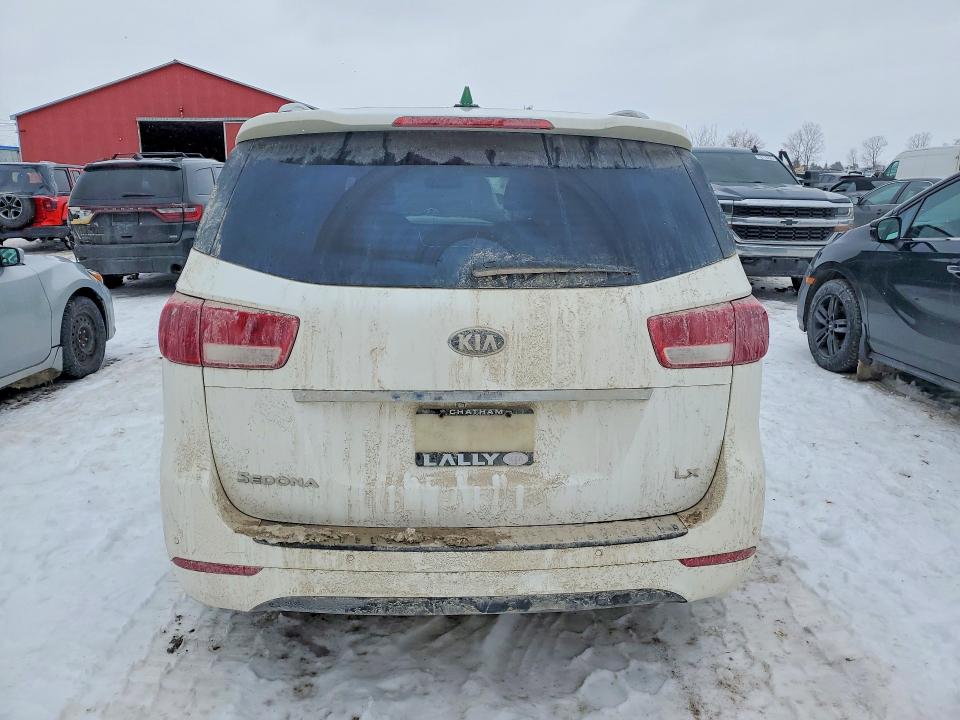 Photo 6 from auction – 2016 KIA SEDONA with VIN KNDMB5C16G6235734
