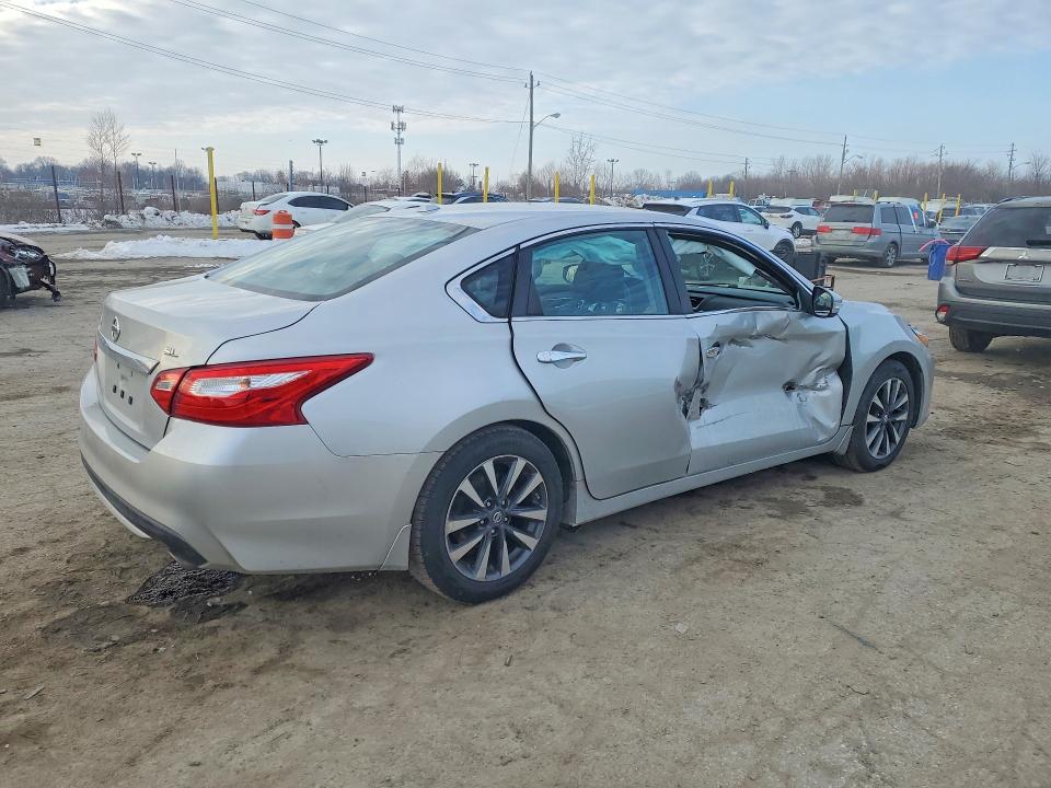 Photo 3 from auction – 2016 NISSAN ALTIMA with VIN 1N4AL3AP2GC163286
