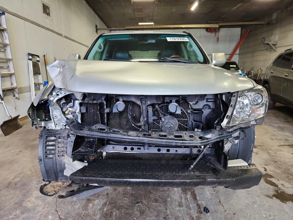 Photo 5 from auction – 2011 LEXUS LX with VIN JTJHY7AX7B4067865